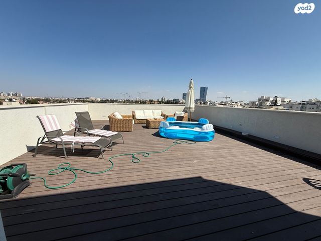 גג/ פנטהאוז, רעננה