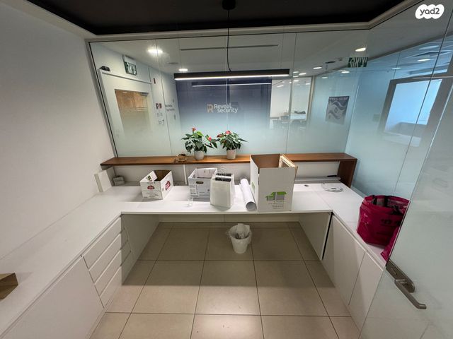 משרדים, בורסה, רמת גן