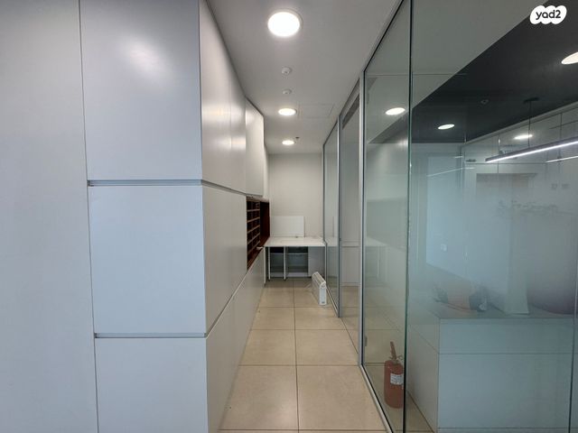 משרדים, בורסה, רמת גן