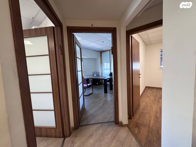 מבני תעשיה, פארק תעשיות עמק חפר