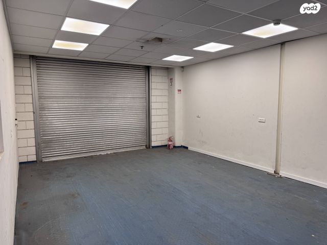 מבני תעשיה, פארק תעשיות עמק חפר