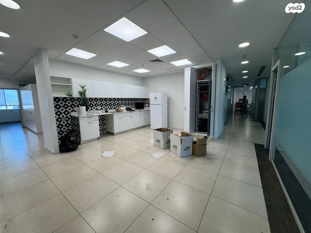 משרדים, בורסה, רמת גן