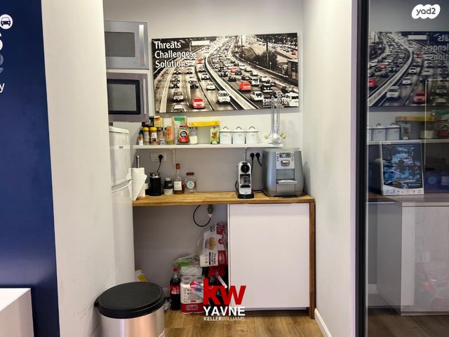 משרדים, שדרות גן רווה, אזור תעשיה, יבנה