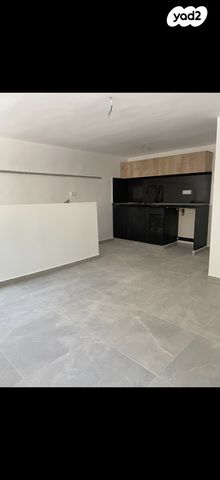 הרב יצחק ידידיה פרנקל 