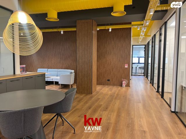 משרדים, שדרות גן רווה, אזור תעשיה, יבנה