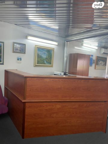 משרדים, ויצמן, פועלים ב, כפר סבא