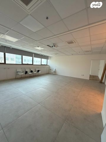 משרדים, התע"ש 18, אזור תעשיה הישן, כפר סבא