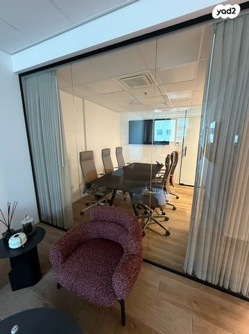 משרדים, התע"ש 18, אזור תעשיה הישן, כפר סבא