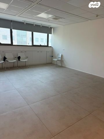 משרדים, התע"ש 18, אזור תעשיה הישן, כפר סבא