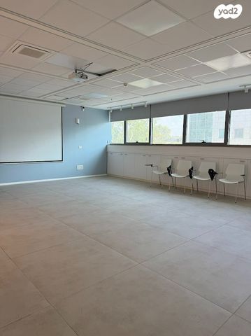 משרדים, התע"ש 18, אזור תעשיה הישן, כפר סבא