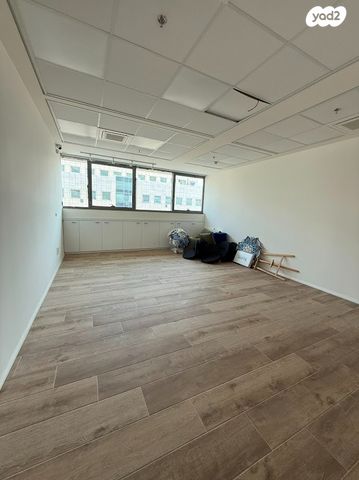 משרדים, התע"ש 18, אזור תעשיה הישן, כפר סבא