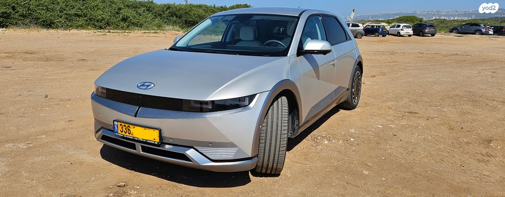 יונדאי איוניק 5