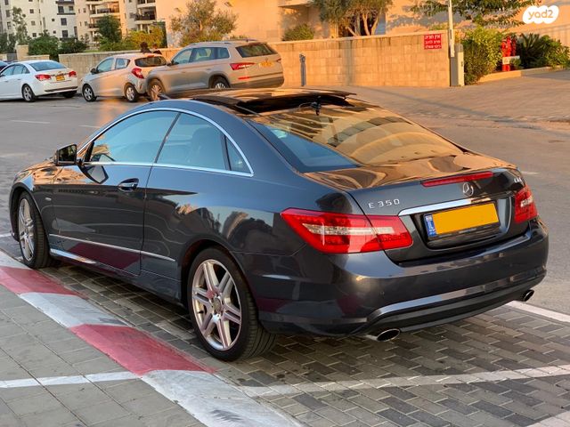 מודעת רכב מרצדס-בנץ E-class