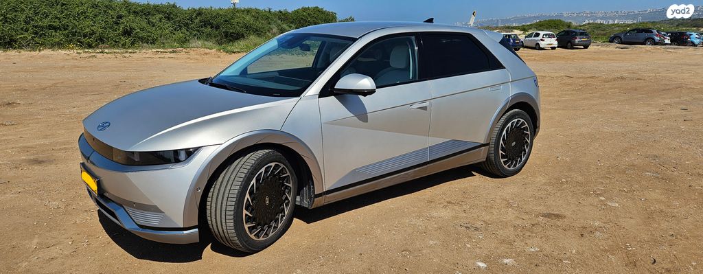 יונדאי איוניק 5