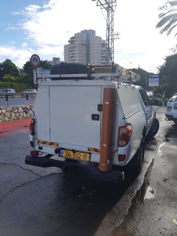 מיצובישי טרייטון / L200