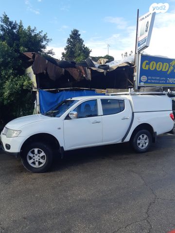 מיצובישי טרייטון / L200