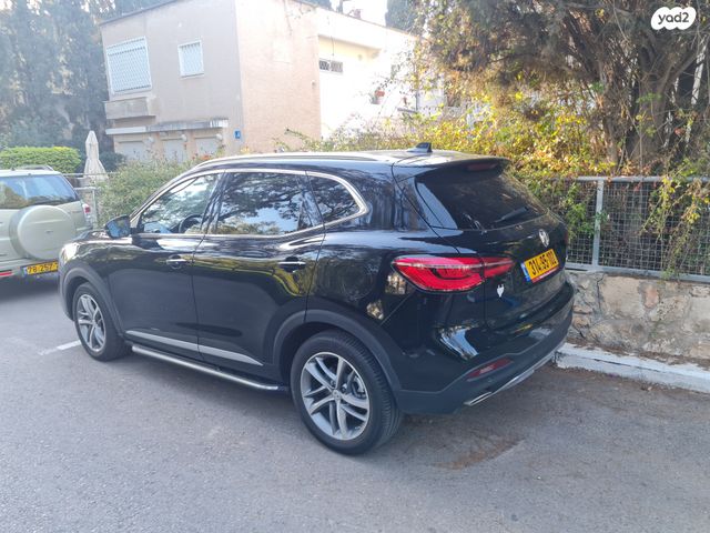אם ג'י EHS PHEV