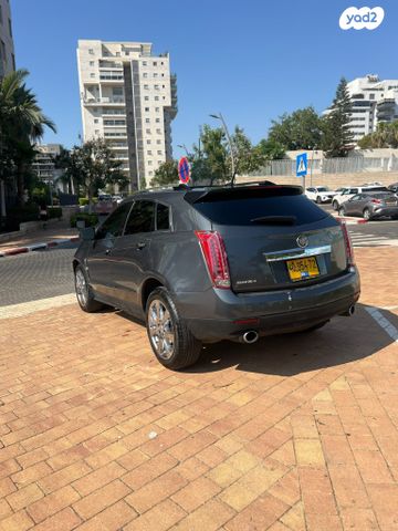 קאדילק SRX