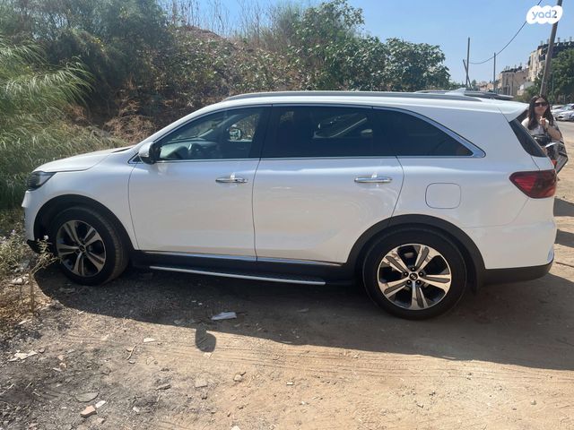 מודעת רכב קיה סורנטו