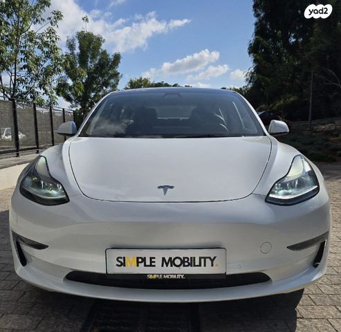 טסלה מודל 3