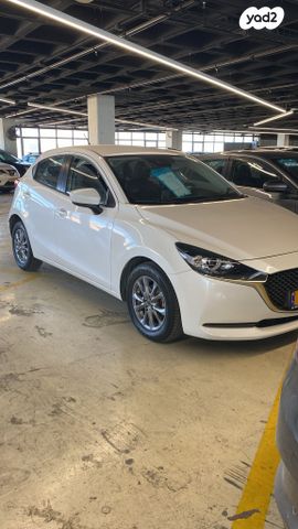 מודעת רכב מאזדה 2