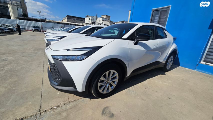 טויוטה C-HR