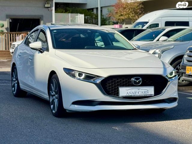 מאזדה 3