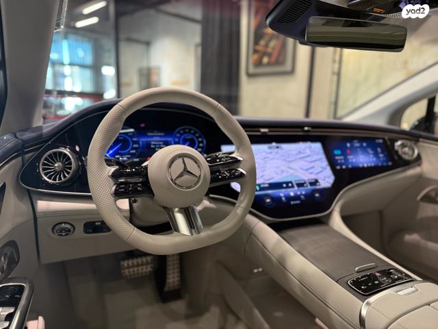 מודעת רכב מרצדס-בנץ EQE