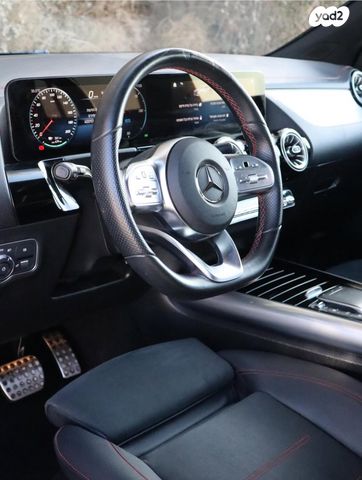 מרצדס-בנץ EQA