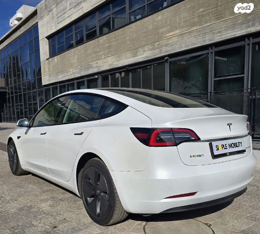 טסלה מודל 3