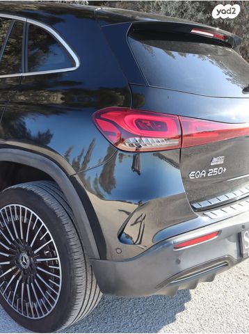 מרצדס-בנץ EQA