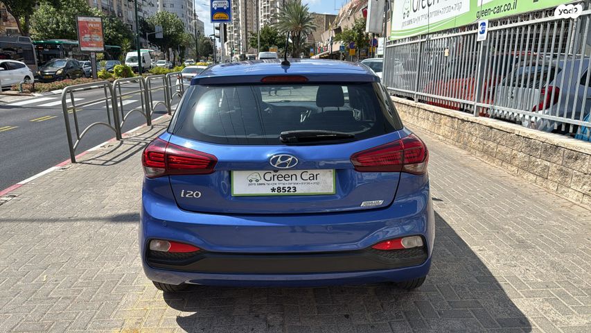 יונדאי i20