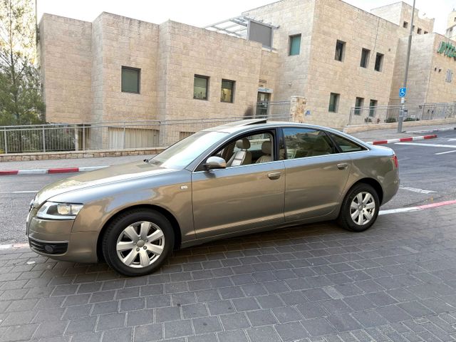 אאודי A6