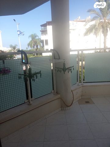 דירת גן, הרצל 141, עין שרה, נהריה