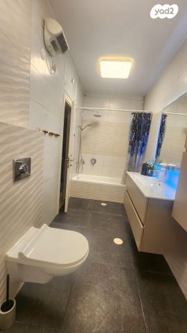 דירה, השר שפירא 3, דרום מערב ותיק, בת ים