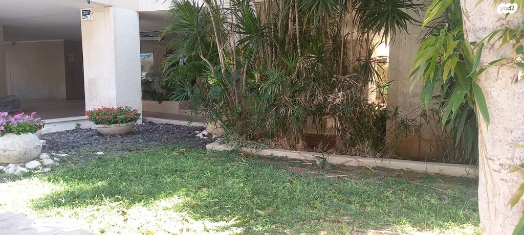 דירה, יאיר שטרן 9, נווה אמירים, הרצליה