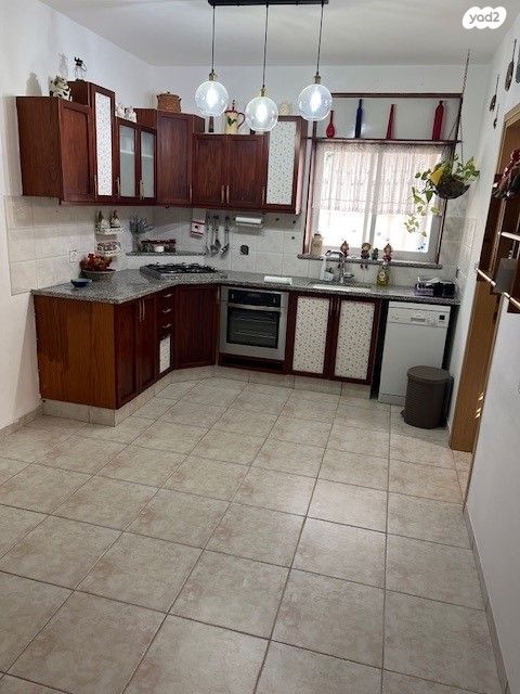 בית פרטי/ קוטג', רקפות 2, אחוזת ברק, אחוזת ברק