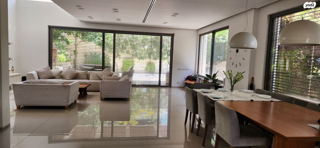 דו משפחתי, יצחק בן דוד 13, נחלת יהודה, ראשון לציון