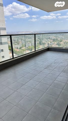 דירה, יצחק בן צבי 25, כפר גנים ב, פתח תקווה