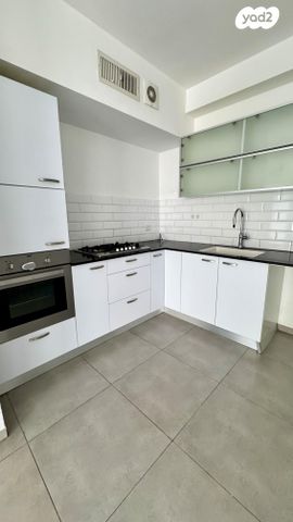 דירה, יצחק בן צבי 25, כפר גנים ב, פתח תקווה