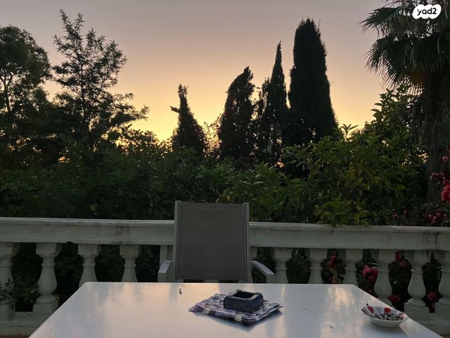 בית פרטי/ קוטג', איתמר בן אב"י 9, כפר אהרון הישנה, נס ציונה