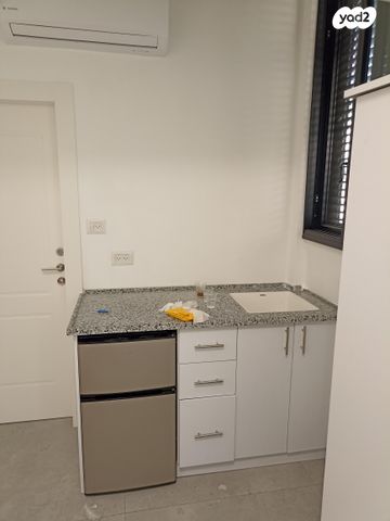 יחידת דיור, אחד במאי 29, מרכז, קרית עבודה, חולון