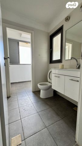 דירה, יצחק בן צבי 25, כפר גנים ב, פתח תקווה