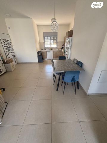 דירה, אהוד מנור, נווה זמר, רעננה