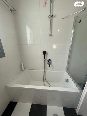 דירה, הנצי"ב, מונטיפיורי, הרכבת, תל אביב יפו