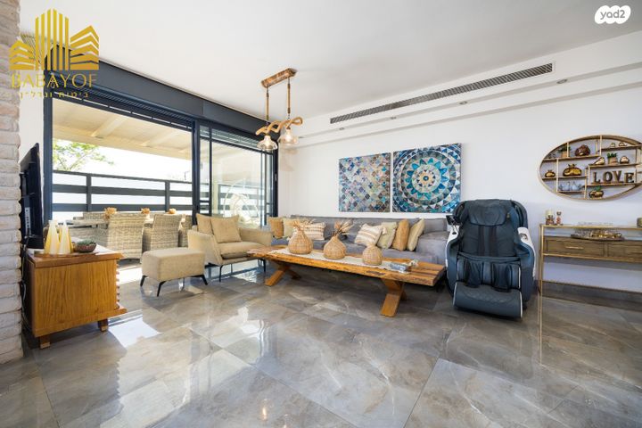 בית פרטי/ קוטג', הרותם, צמח השדה, מעלה אדומים