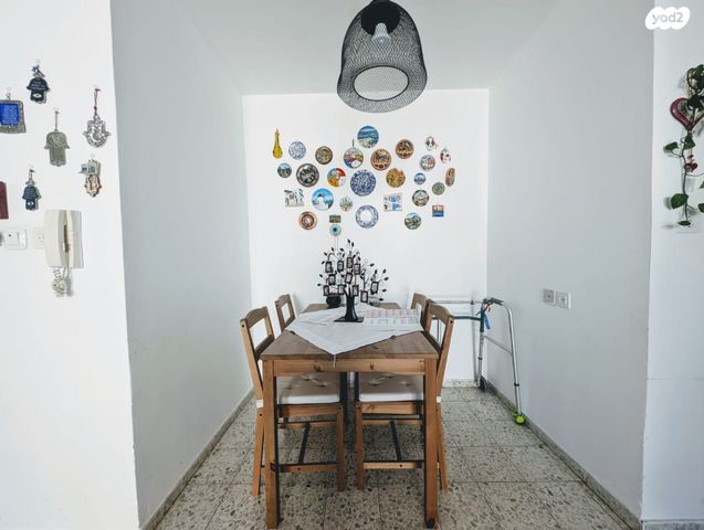 דירה, הרברט סמואל, מרכז העיר, חדרה