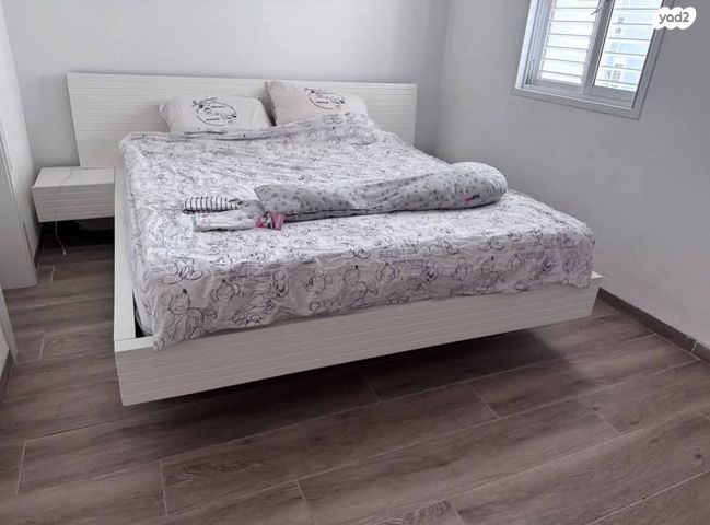 דירה, משה דיין, בן גוריון, חולון