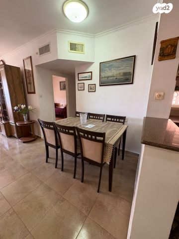 דירה, משה קול, כוכב הצפון, אשקלון