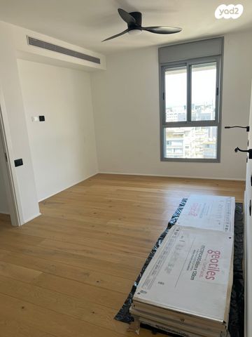 גג/ פנטהאוז, ראשון לציון 37, נתניה